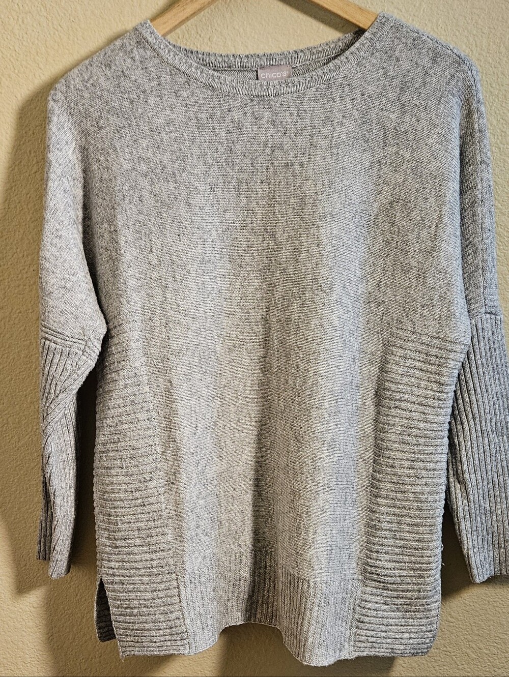 CHICO'S GRAY MARLED KNIT CREW NECK COZY VIBES SWEATER SIZE 1 (US APP MED)